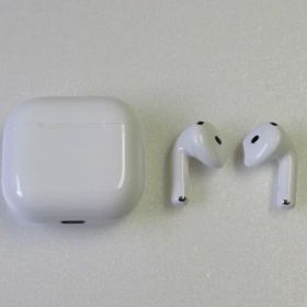 【中古品】正規品 Apple AirPods 4 A3050 A3053 A3058 アップル エアポッズ4 ワイヤレスイヤホン 送料無料！ エアーポッズ