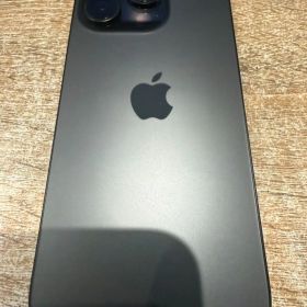 【中古美品】iPhone16Pro 512GB ブラックチタニウム 正規SIMフリー MYN43J/A A533
