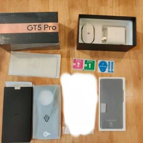 Realme GT5 Pro 12 256GB スナップドラゴン8 gen 3