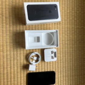 Apple iPhone 7 128GB ブラック 本体 箱付き