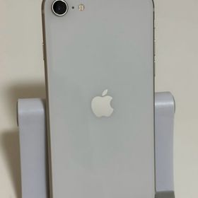 ○美品 バッテリー86% SIMフリー iPhoneSE 第3世代 64GB スターライト