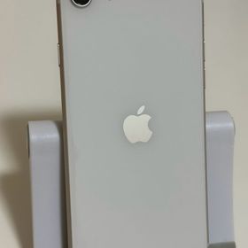●バッテリー82% 超美品 SIMフリー iPhoneSE 第3世代 64GB スターライト