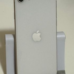 ●バッテリー100% 超美品 SIMフリー iPhoneSE 第3世代 64GB スターライト