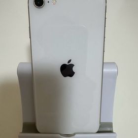 ●バッテリー83% SIMフリー iPhoneSE 第3世代 64GB スターライト