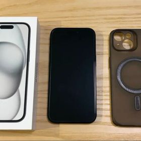 Apple iPhone 15 256GB ブラック 本体