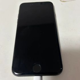 iPhone 8 本体 ブラック