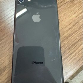 iPhone 8 64GB スペースグレイ SIMフリー バッテリー82%