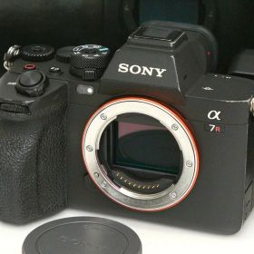 α7R V 新品 369,800円 中古 267,800円 | ネット最安値の価格比較