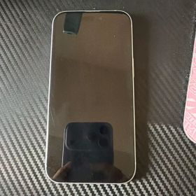 Apple iPhone 15 ホワイト 本体