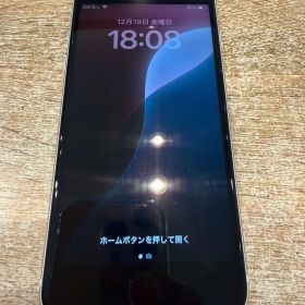 【中古正常品】iPhoneSE第2世代 64GB ホワイト SIMフリー MHGQ3J/A M003