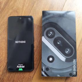美品 Nothing Phone (3a) 128GB SIMフリー オマケ付