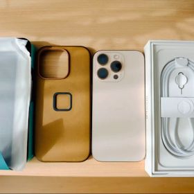 iPhone16 Pro デザートチタニウム SIMフリー