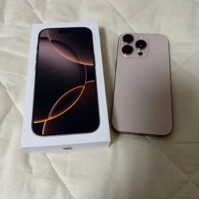 Apple iPhone 16 Pro 本体