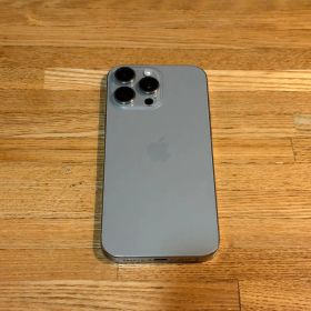 iPhone 16 Pro Max ナチュラルチタニウム 256GB