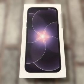 Apple iPhone 17e 本体 ブラック 512GB