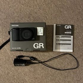 RICOH GR IIIx 中古 43,600円 | ネット最安値の価格比較 プライスランク