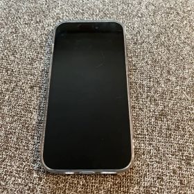 Apple iPhone 15 本体 ブラック
