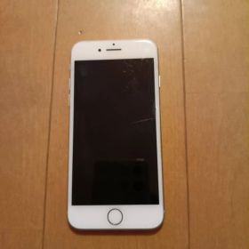 Apple iPhone 8 ホワイト 本体 64g simロックなし