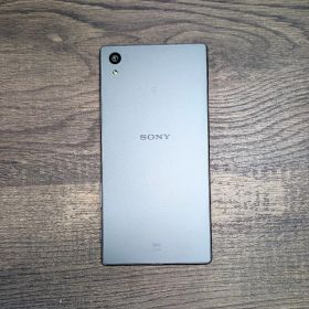 Xperia Z5 新品 5,980円 中古 1,700円 | ネット最安値の価格比較
