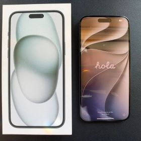 【美品】iPhone15Plus 黒512GB
