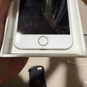 u*1様 Apple iPhone7 本体