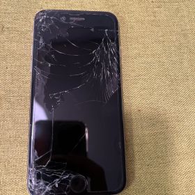 iPhone6 ジャンク 電源不良 画面割れ 部品取り