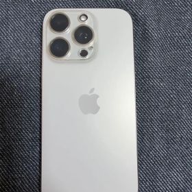 【超美品】iPhone16pro 256GB デザートチタニウム（10/24迄）