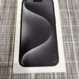 iPhone 15 Pro 256GB 背面割れ ブラックチタニウム