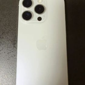 iPhone 15 Pro 本体 128GB マジックジョン付