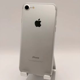 iPhone 7 32GB SIMフリー バッテリー100% シルバー 572