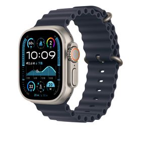 Apple Watch Ultra 2（GPS + Cellularモデル）- 49mmナチュラルチタニウムケースとネイビーオーシャンバンド [整備済製品]