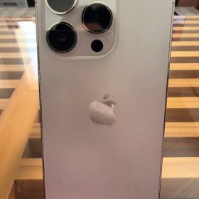 Apple iPhone 14 Pro 本体のみ