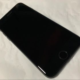 iPhone 7 32GB ブラック SIMフリー