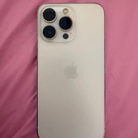 Apple iPhone 13 Pro 本体