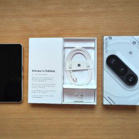 Nothing Phone (3a) ホワイト 本体