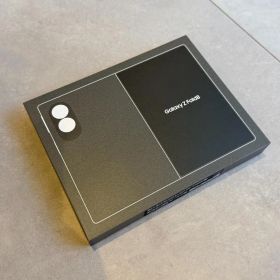 ［新品未開封］Galaxy Z Fold8/ラベンダー/ 国内版SIMフリー