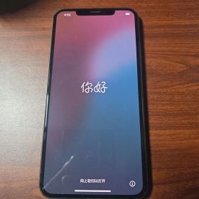iPhone Xs Max Gold 512 GB SIMフリー ケース2つ
