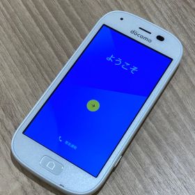 【状態良】docomo 中古 らくらくスマートフォン4 F-04J 本体 ホワイト 4G対応 富士通 FCNT シニア向け スマホ らくらくフォン