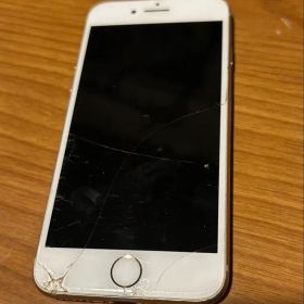 iPhone 8 本体 ジャンク
