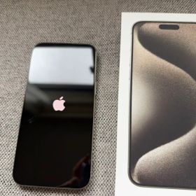 美品iPhone15Pro Max 256GB ナチュラルチタニウム
