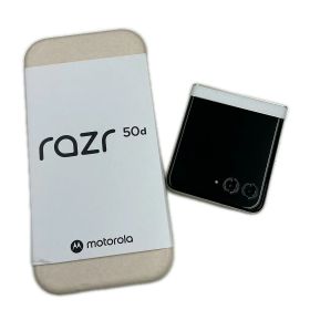 Motorola Motorola スマートフォン Android motorola razr 50d M-51E 256GB【中古】
