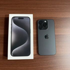 iPhone 15 Pro ブラックチタニウム 256GB