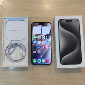 Apple iPhone 15 Pro 256GB 本体
