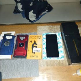 Galaxy Note9 元箱、ガイド本、その他オマケ付き