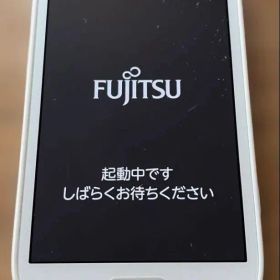 【美品】ドコモ らくらくホン らくらくスマートフォン3 F-06F 富士通