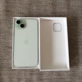 Apple iPhone 15Plus 本体 グリーン 美品