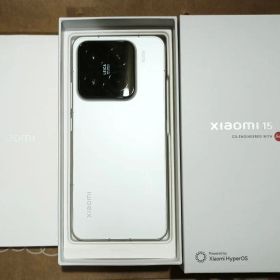 極美品 Xiaomi 15 ホワイト 付属品未使用完備