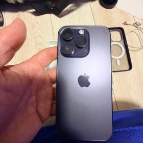 Apple iPhone 14 Pro 本体 1TB 画面割れあり