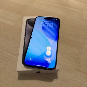 【美品】Apple iPhone15 pro 256GB SIMフリー