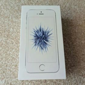 値下げ【箱付き】Apple iPhone SE シルバー 32GB SIMフリー